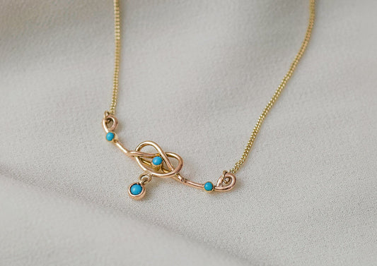 From Brooch to Beauty: A family brooch turned into a necklace