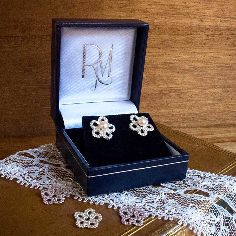 lace wedding pearl earrings